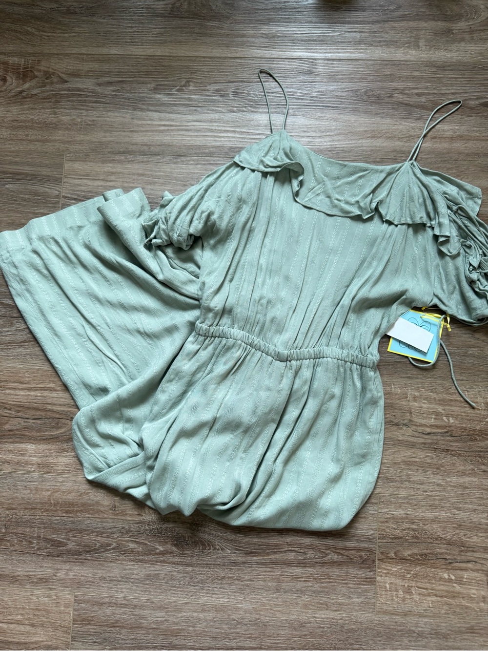 NWT CeCe Wild Sage Jumpsuit/Romper
